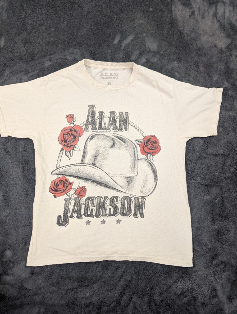 Alan Jackson Retro Rodeo Western Graphic Tee with Red Rose and Cowboy Hat Sz Med